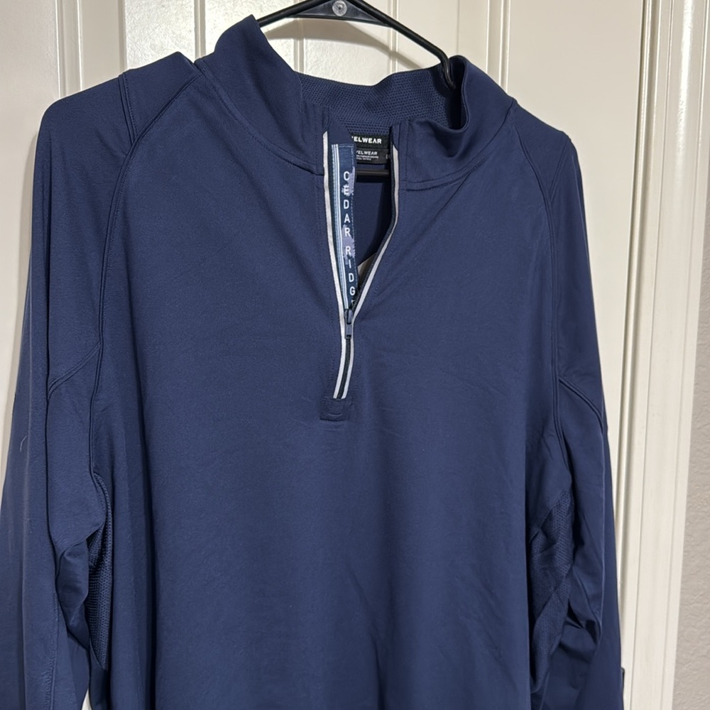 LevelWear Pullover large - Picture 2 of 7